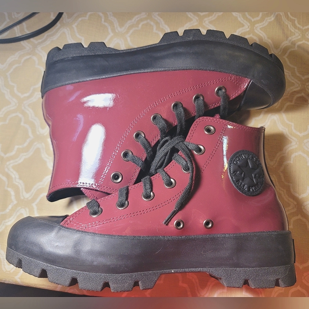 Converse Surface Fusion CTAS Lugged Burgundy/Black Patent Leather Chuck Taylor's